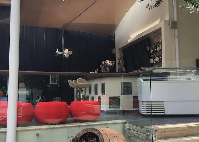 ホテル Puding アンタルヤ