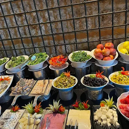 푸딩 마리나 3*