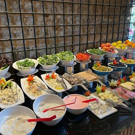 푸딩 마리나 호텔 3*