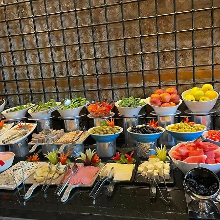 푸딩 마리나 호텔 3*